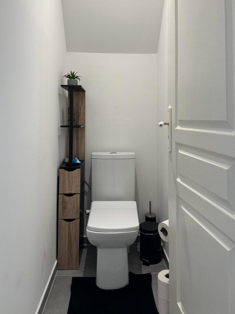 La Perle Apartment Монтаржи Екстериор снимка